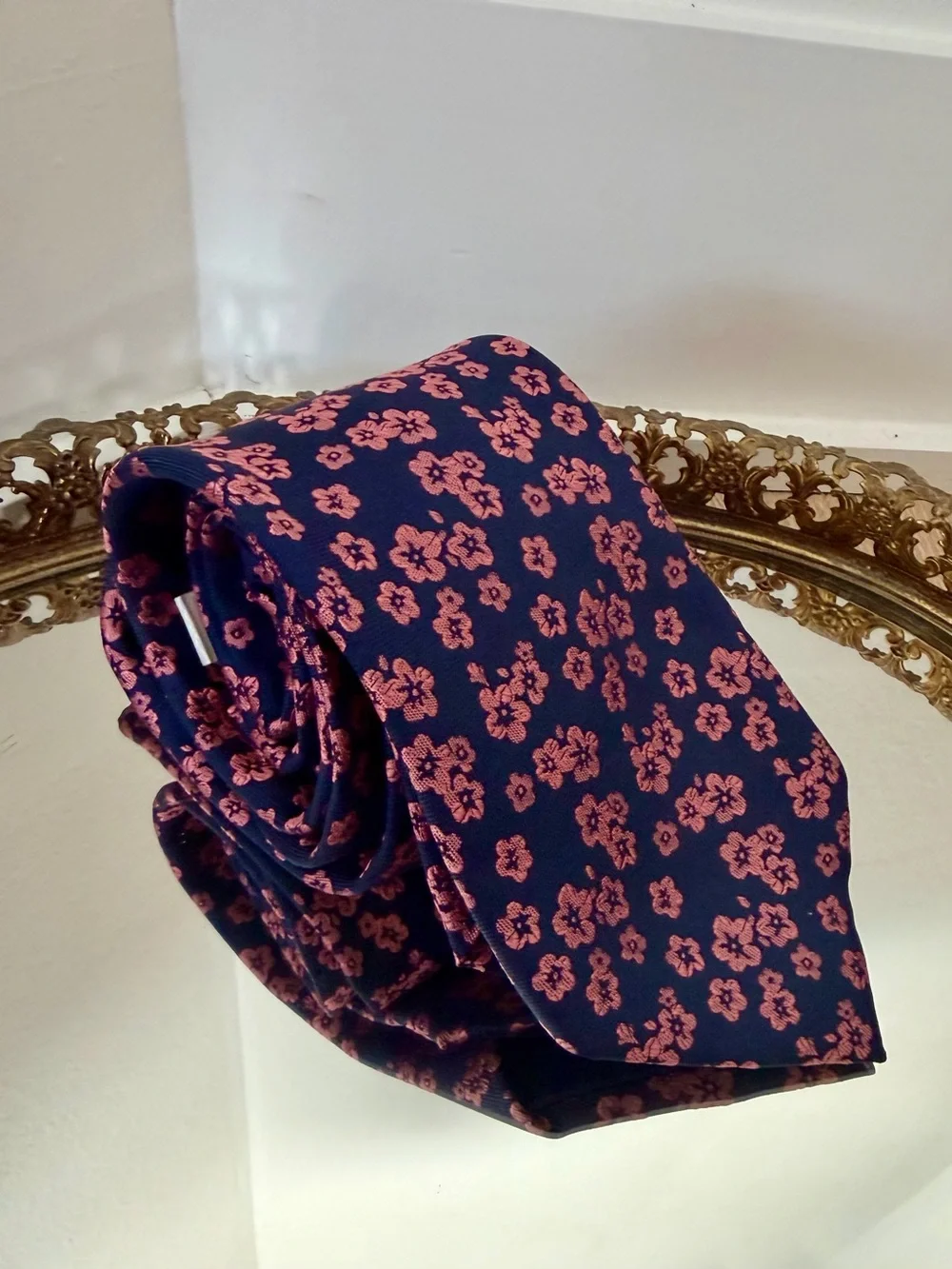 Michael Michael Kors Men’s 100% Silk Tie Navy Pink Floral Print